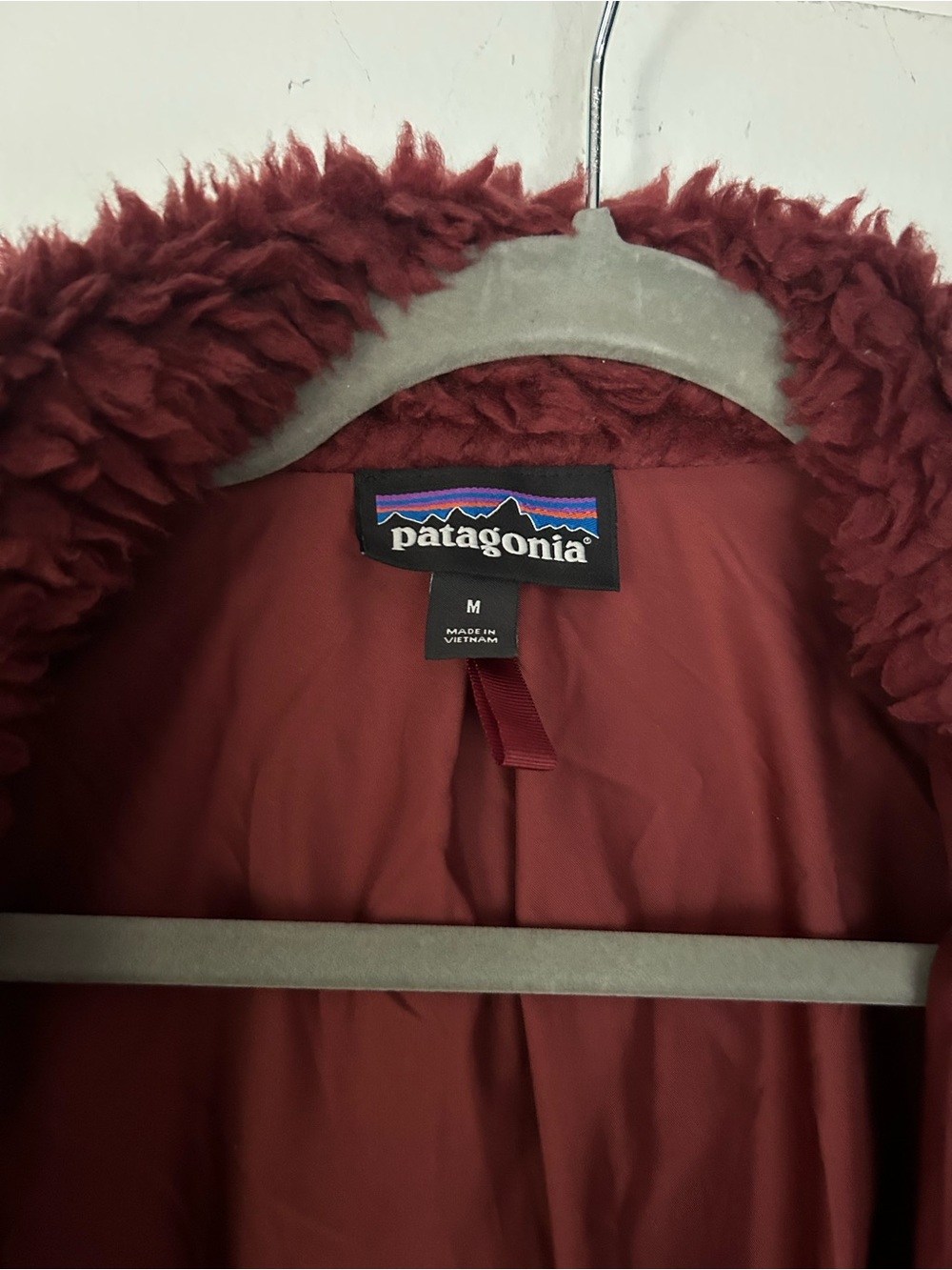 Patagonia Pile Fleece Teddy Jacket - Burgundy - Picture 3 of 5
